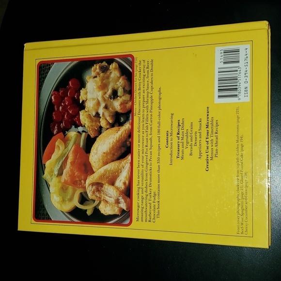Vintage Betty Crocker's microwave cookbook circa 1981 Hardcover about 280 pages - Picture 2 of 12